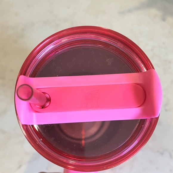 Stanley Quencher Flowstate H20
Tumbler 40 Oz  Pink Parade Limited Edition 💖 - Picture 8 of 10